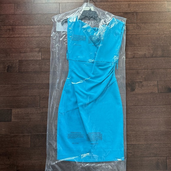 Diane von Furstenberg Bevin Short Sleeve Ruched Waist Dress, Aztec Blue 4 NWT - Picture 6 of 7